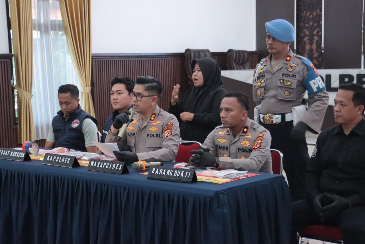 Perang Melawan Narkoba: 30 Pelaku Dibekuk Polres Indramayu