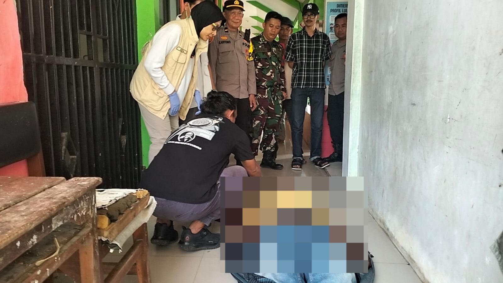 Diduga Terlilit Utang, Seorang Pria Ditemukan Tewas Gantung Diri di Toilet Sekolah Indramayu