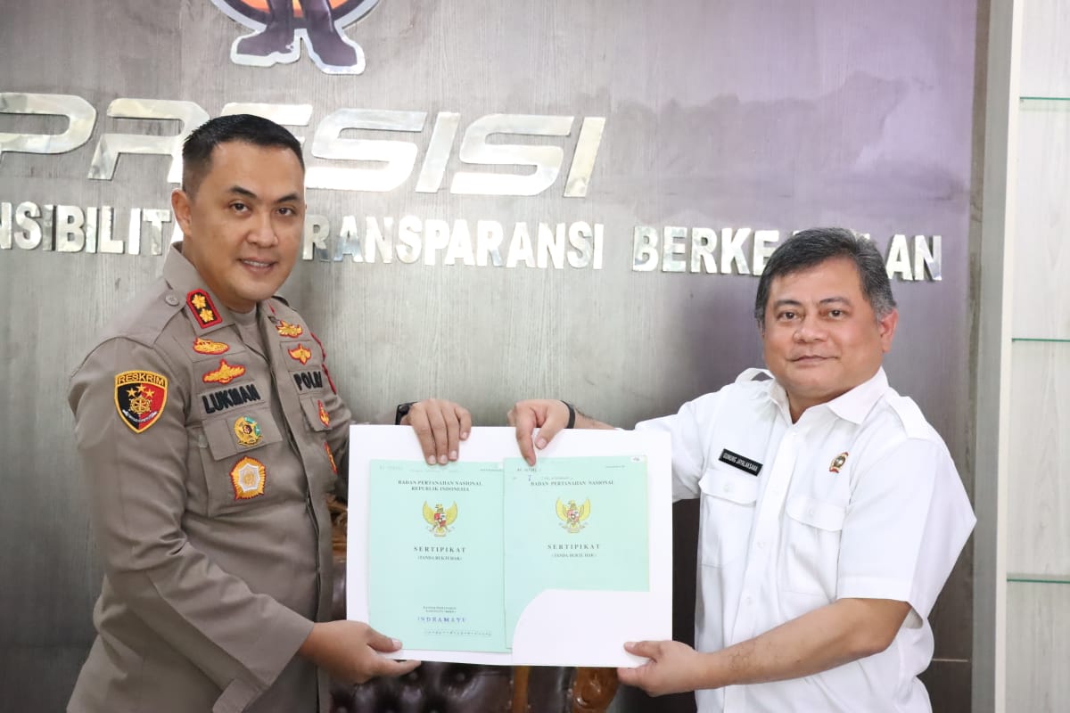 Kapolres Indramayu AKBP Lukman Syarif dan Kepala BPN Indramayu, Gunung Jaya Laksana