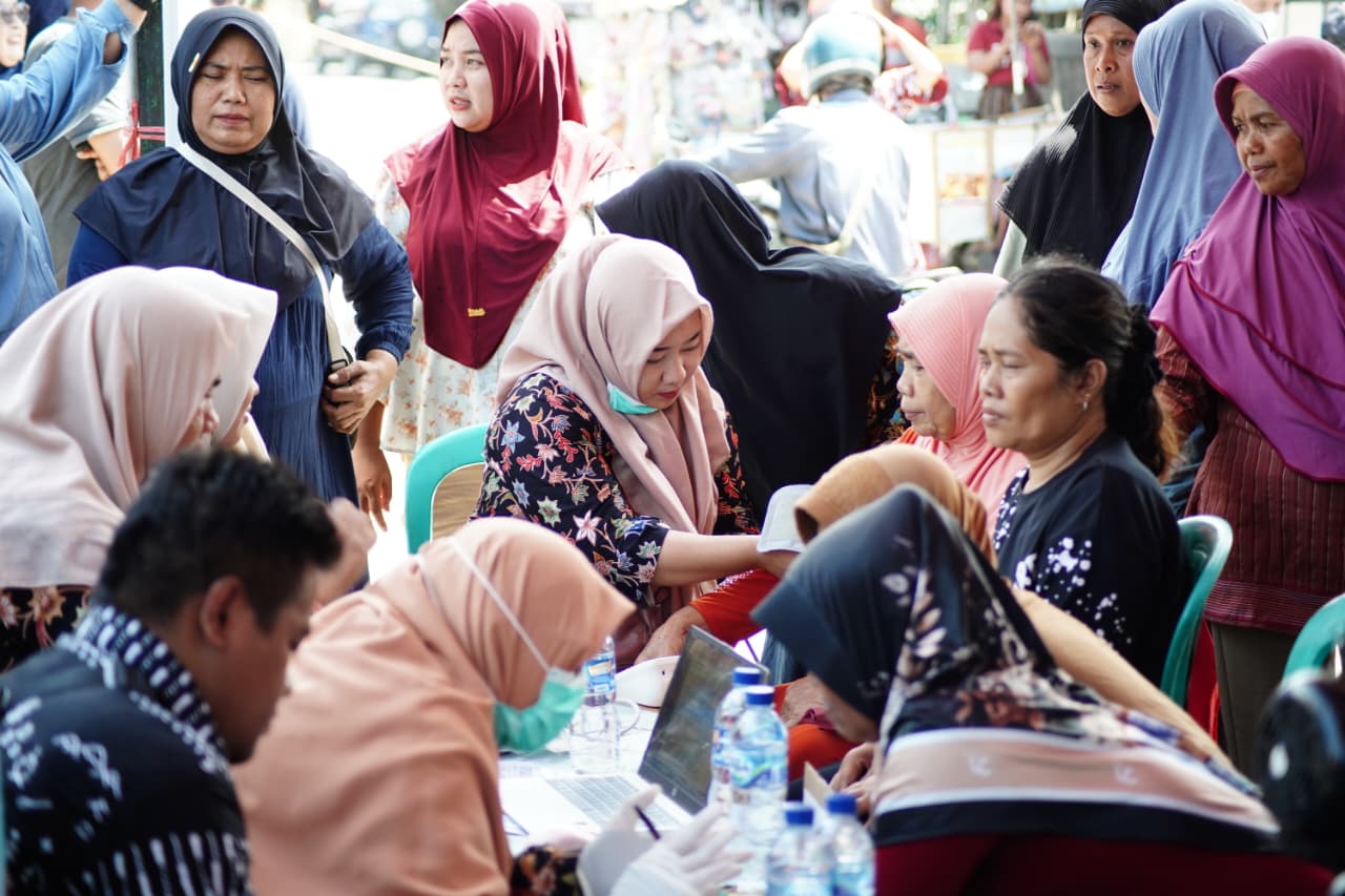 Perhatian Khusus Indramayu pada Wilayah Perbatasan: Bupati Lucky Hakim Mendekatkan Layanan Publik di Gantar